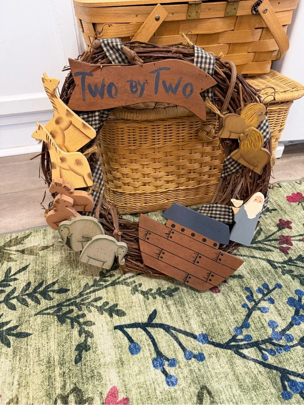 Vintage Noah’s Ark Nursery Wreath Handmade Wooden 3D Christianity Noah’s Ark